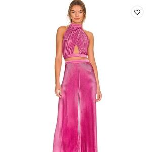 Renaissance Top in Hot Pink
L'IDEE